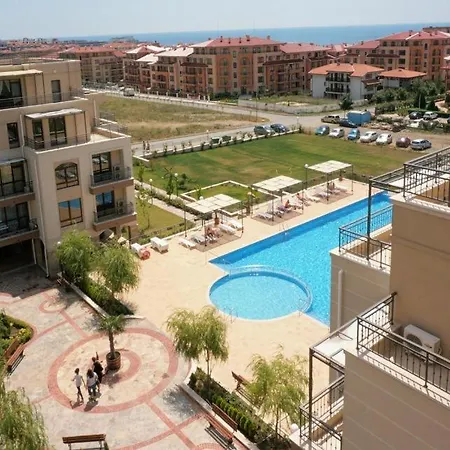 شقة Charming Studio In A With A Pool سفيتي فلاس